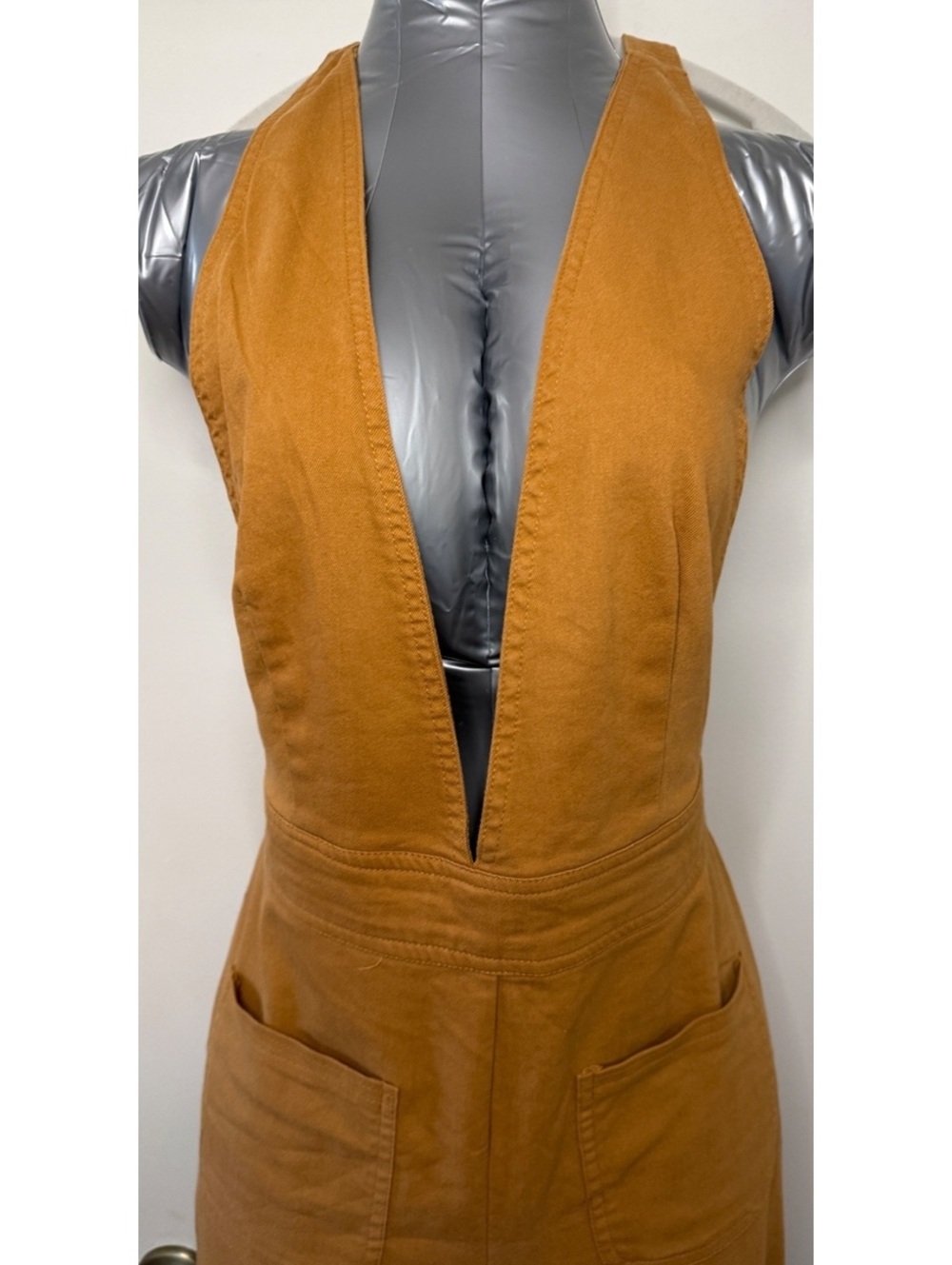 Sincerely Jules Camel Deep V-Neck Wide-Leg Jumpsuit Size M